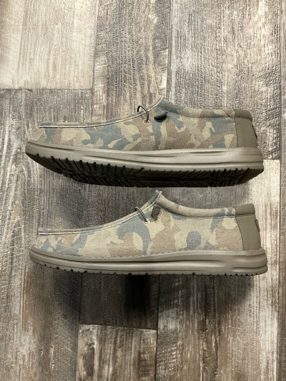 Men's Camouflage Slip-On Loafers - Brown Camo - Picture 9 of 10
